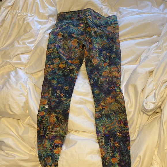 Lululemon size 8 leggings - Picture 4 of 6